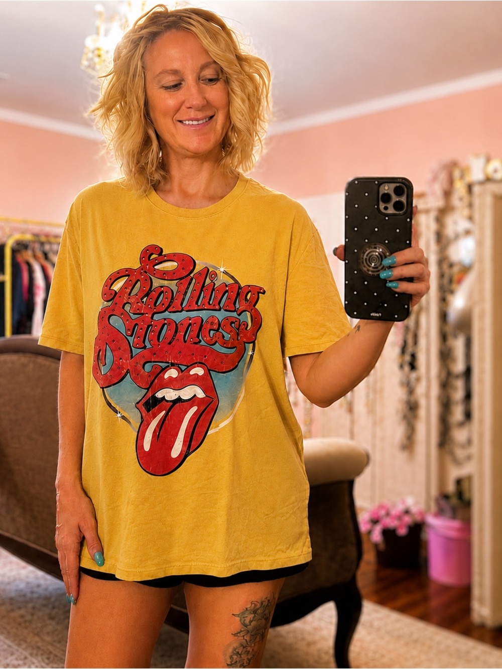 Rolling Stones Graphic Band Tee Yellow Rhinestone NWT XL Oversized
